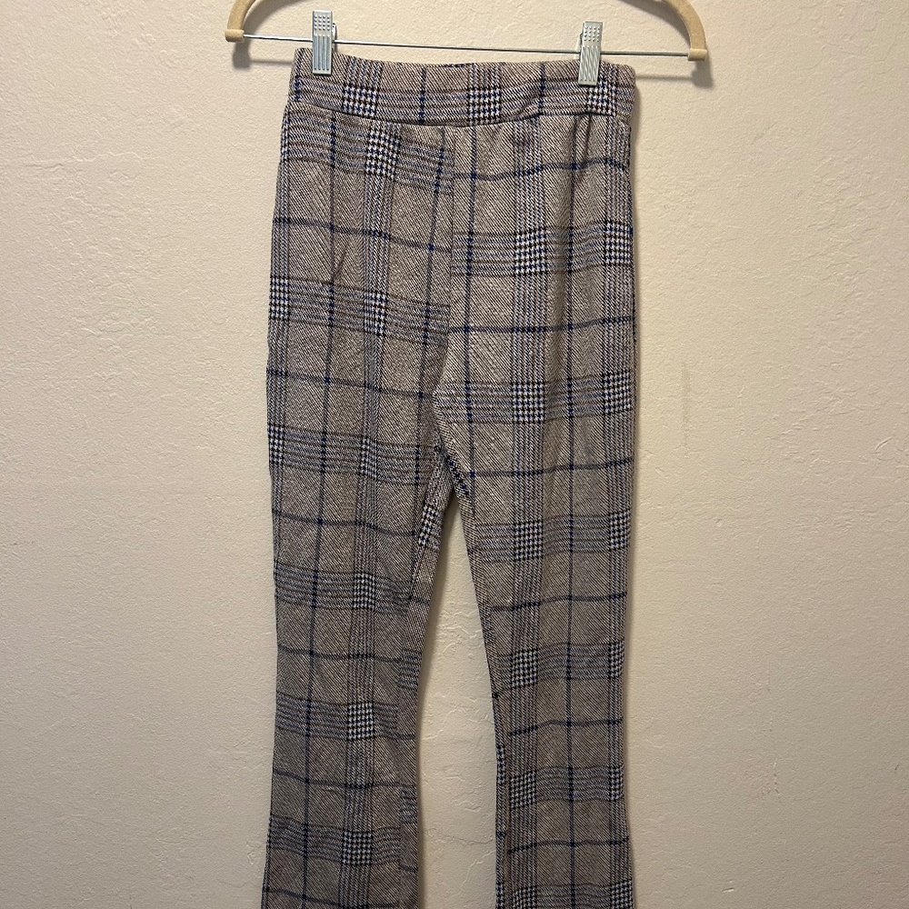 Urban Outfitters Light Grey Plaid Flare Pants (Size Small)